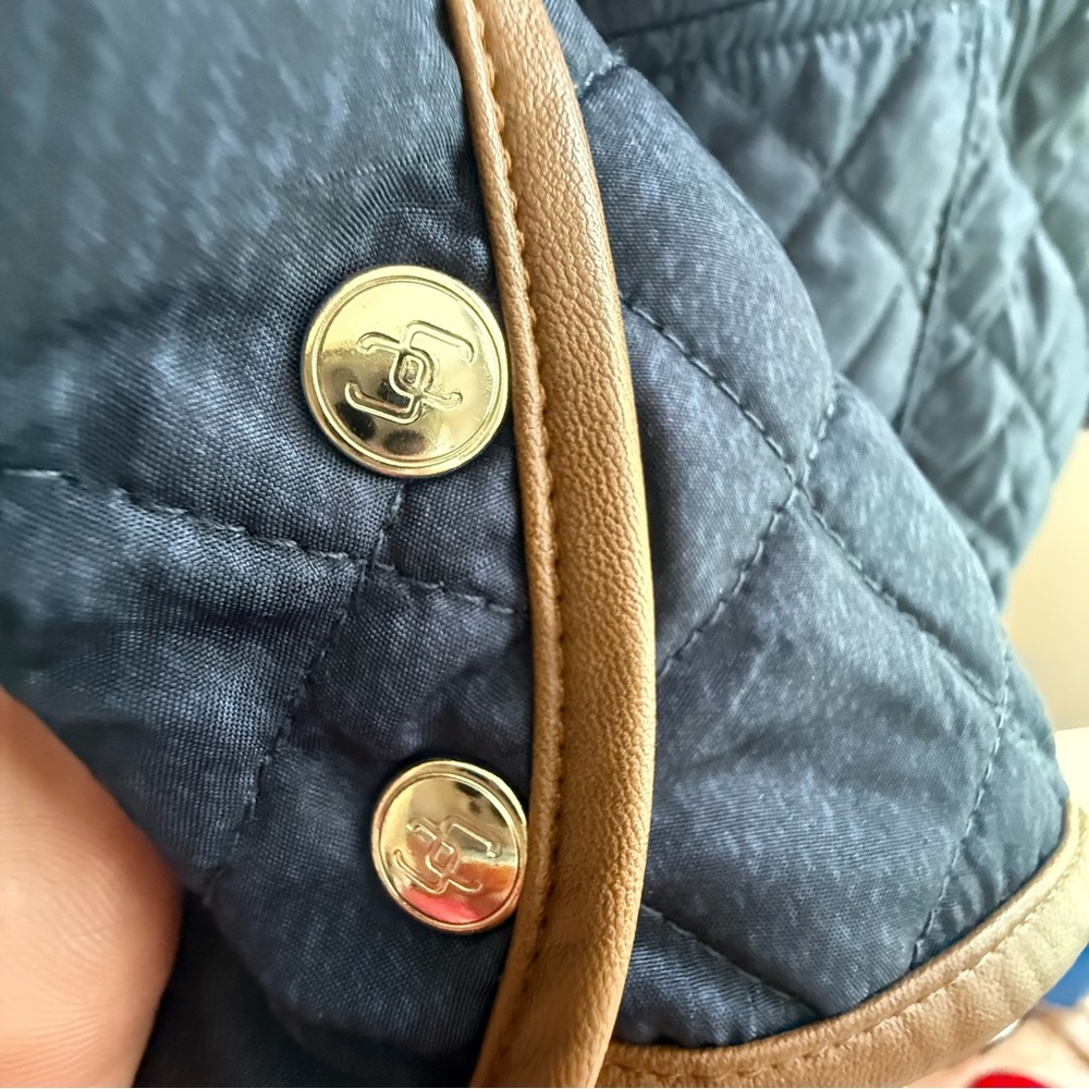 Chico's Blue and Tan Puffer Jacket with Quilted Design Size 2 - Picture 6 of 16